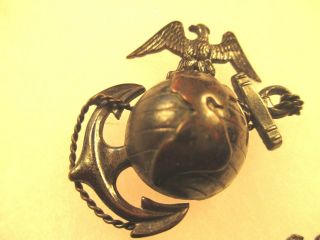 WW II USMC Officer ' s Service & Field Cap,  Service Collar Ornaments Set,  NR 2