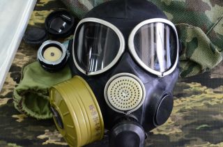 Russian Army Gas Mask Pmk - 3 Full Set