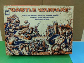 Vintage 1963 Mpc Castle Warfare Walls Figures Horses & Knights Rare