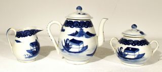Antique Chinese Blue white porcelain tea set - MARK - teapot cup creamer 2