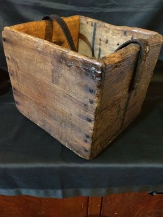 Primitive Antique Wooden Farm Tool Box Nail Ammo Tote Leather Strap Handle SOLID 8