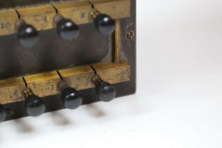 L.  E.  Knott Boston Apparatus Electrical Scientific Resistor Box Brass Bakelite 9