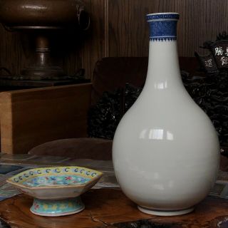 Early 19th C.  Qing Antique Chinese Blue & white porcelain Vase Qianlong Canton 12