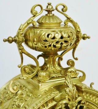 Stunning Antique French 8 Day Pierced Cast Bronze Ormolu Mantel Bracket Clock 6