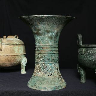 Rare Archaistic Chinese Ritual Bronze Wine Vessel Gu Vase Shang Dynasty Cs46