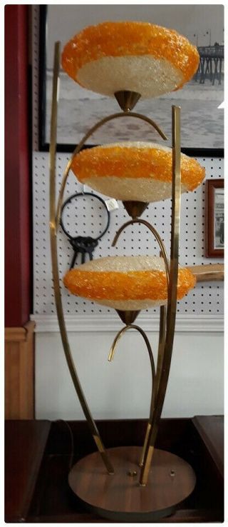 RARE Mid - Century modern Vintage Spaghetti Lamp Lucite Shades UFO lamp 2
