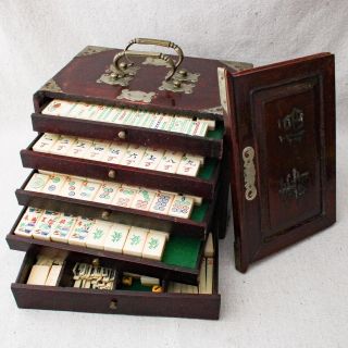 Antique 1920s Chinese Mah Jong Set Rosewood Box 148 Bone Bamboo Tiles,  Counters