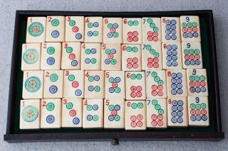 Antique 1920s Chinese Mah Jong Set Rosewood Box 148 Bone Bamboo Tiles,  Counters 6