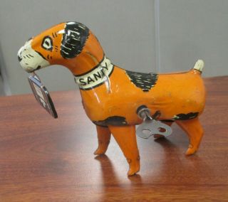Vintage MARX TIN LITHO WIND - UP LITTLE ORPHAN ANNIE DOG ' SANDY ' TOY w/KEY 4