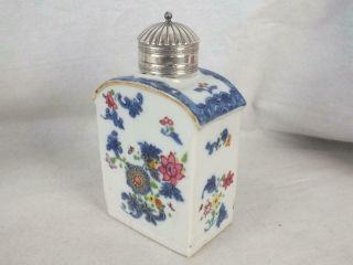 18TH C CHINESE PORCELAIN BLUE & WHITE FAMILLE ROSE TEA CANISTER AND SILVER TOP 3