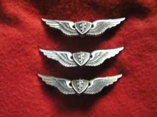 636.  VN Era group of identical Sterling US Army BASIC Flight Surgeon wings 3