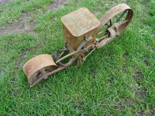 Planet Jr No 4 vintage seeder planter cultivator 1900 ' s collectible garden tool 3