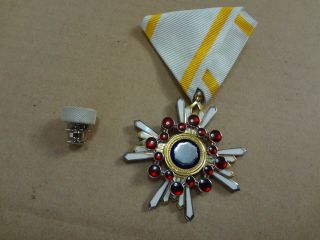 Wwii Ww2 Japanese Order Of The Sacred Treasure 5th Cl.  Medal Japan Silver