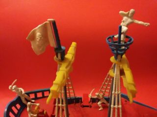 Vintage Ideal Jolly Roger Pirate Ship w/ 6 Pirate Figures and Accessories 3
