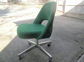 Knoll International Saarinen Sage Green Swivel Chair Mid Century Modern Buy - Now