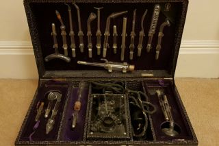 Vintage " Horus " Violet Ray Machine With Wands