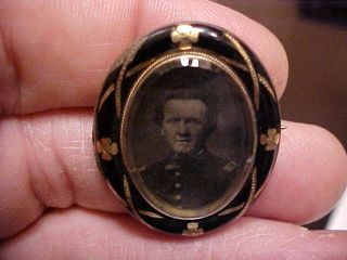 Gold Brooch Pin Pendant W/civil War Officer Tintype Inside W/corps Badge Design?