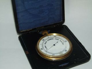 STYLISH ANTIQUE VINTAGE LEATHER CASED PORTABLE TRAVEL BAROMETER with ENAMEL DIAL 3