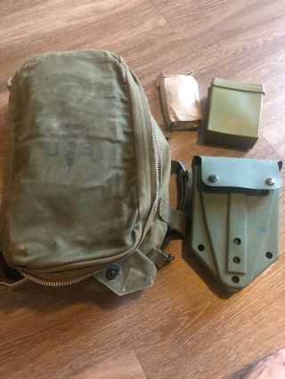 Vintage Military Green Canvas Medic Bag Army First Aid Shovel