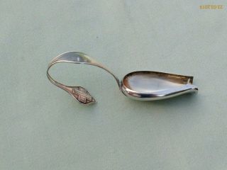 RARE ANTIQUE 1901 PATENT STERLING SILVER RED CROSS MEDICINE SPOON.  KNOWLES,  R.  I. 7
