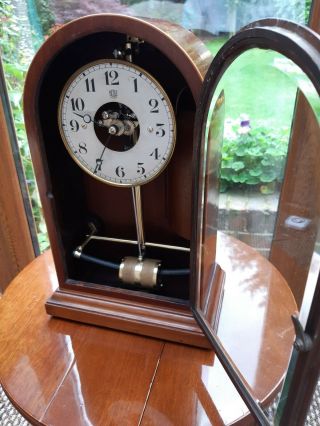 Very Early Electric Bulle Table/Mantle clock c.  1923 2