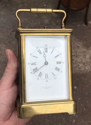 A GOOD ANTIQUE BRASS CASED FRENCH REPEATER CARRIAGE CLOCK,  CIRCA 1900s. 3