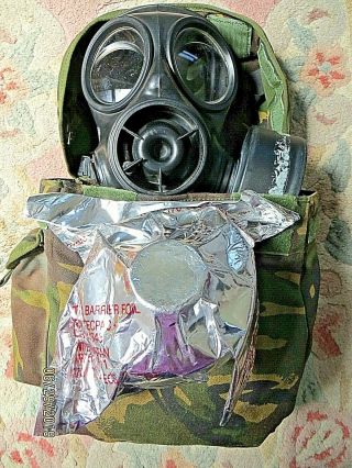 British Army S10 Gas Mask Size 2,  2 Filters (1 Foil Wrapped) And Good Haversack
