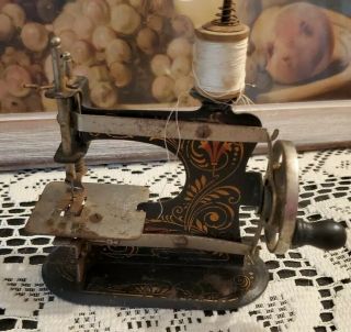 Child ' s Antique Hand Crank Pressed Steel Sewing Machine Germany Vintage 2