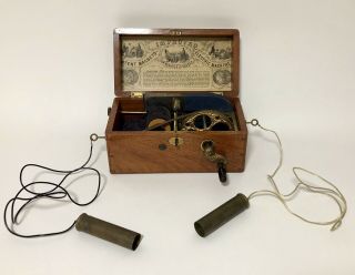 Good Antique Victorian Magneto Electric Shock Quack Therapy Machine With Probes