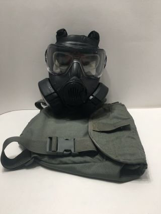 Chemical Biological Canister Mask M 61,  Size Medium W/bag