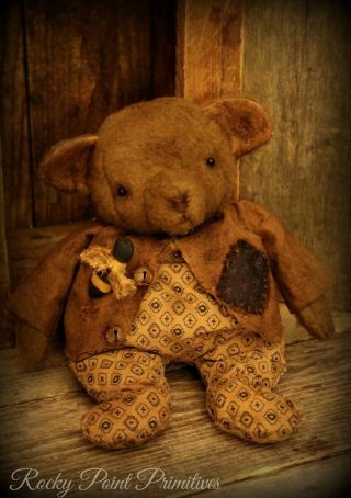 Primitive Spring Summer Teddy Bear with Bumble Bee 2