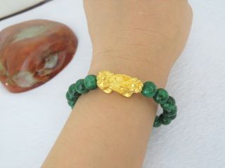 24K 9999 Yellow Gold 3D Pixiu with Green Jadeite Jade Bead Elastic Bracelet 7