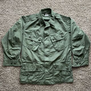 Vietnam War Jungle Jacket 1st Pattern Exposed Buttons Small Short