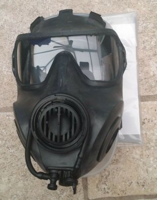 Avon Fm53 Gas Mask Respirator - Twin Port Size Large