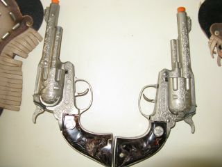vintage toy cap gun set hubley texan jrs 3
