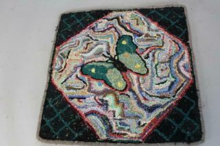 RARE FOLK ART 19TH C WOOL HOOKED RUG WITH A BUTTERFLY DESIGN IN GREAT COLORS 9