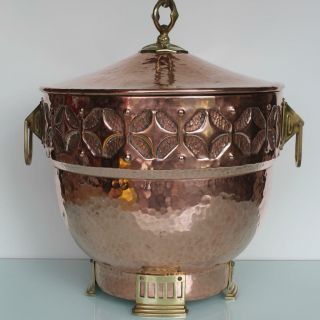 Arts & Crafts Art Nouveau hammered brass copper large bucket bowl. 2