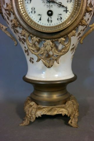 19thC Antique FRENCH VICTORIAN URN Style PORCELAIN & ORMOLU Old MANTEL CLOCK 4