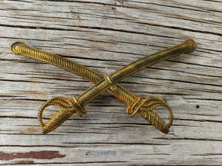 US M1851 civil war Cavalry Officer Embroidered Crossed Sabers Hat Pin 2