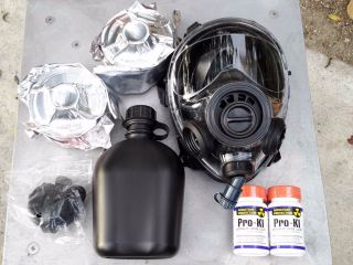 Sge 400/3 Infinity Gas Mask W/drink Port & Two Cbrn Approved Filters Exp 03/2023