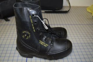 Mickey Mouse Boots Black 9 R Bata Rubber W/valve Military