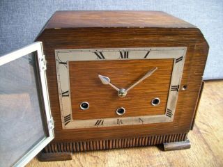 Antique 1930 ' s Art Deco Norland Oak Mantel Clock with Westminster Chime (Square) 3