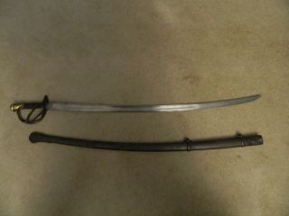 CONFEDERATE DOG RIVER CAVALRY SABRE WITH ASSOCIATED SCABBARD NEEDS TLC 9