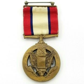 WWI U.  S.  Army Distinguished Service Medal Engraved for Exhibition Only 2