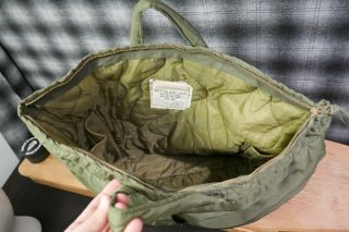 Vintage 70s US Military Flying Helmet Bag Pilot Army Green Nylon Tote Zip 10
