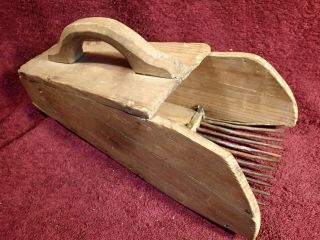 Antique Handmade Wooden Berry Picker Scandinavia Primitive Folk Art Finland