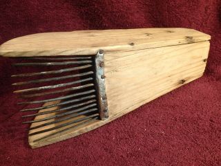 ANTIQUE HANDMADE WOODEN BERRY PICKER SCANDINAVIA PRIMITIVE FOLK ART FINLAND 4