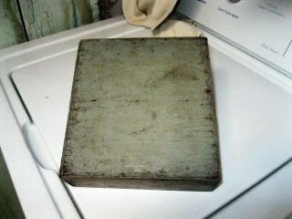 ANTIQUE EARLY SMALL SQUARE NAILED TWO FINGER TOTE OLD GREEN PAINT 7
