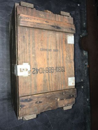Vintage Wooden Hand Grenade Crate Case Box w/ Rope Handles 1380 - 689 - 1042 2