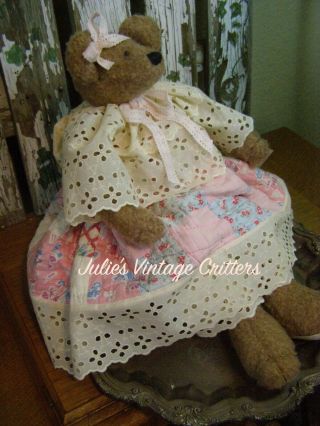 PRIMITIVE TEDDY BEAR DOLL,  ANTIQUE QUILT,  OLD LACE,  OLD PHOTO,  FOLK ART TEDDY BEAR 9